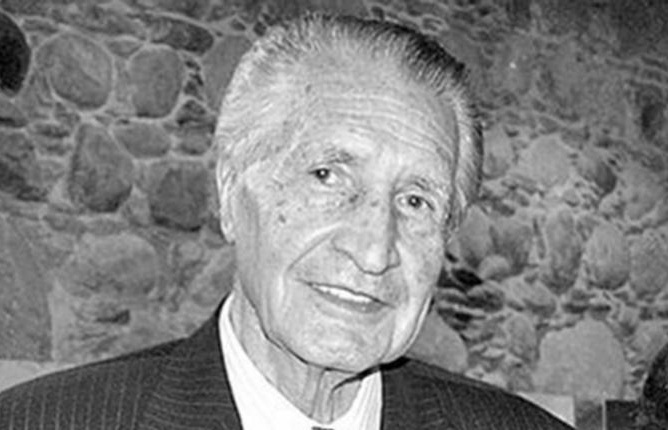 Homenaje póstumo al destacado líder político Luis Ossio Sanjinés 