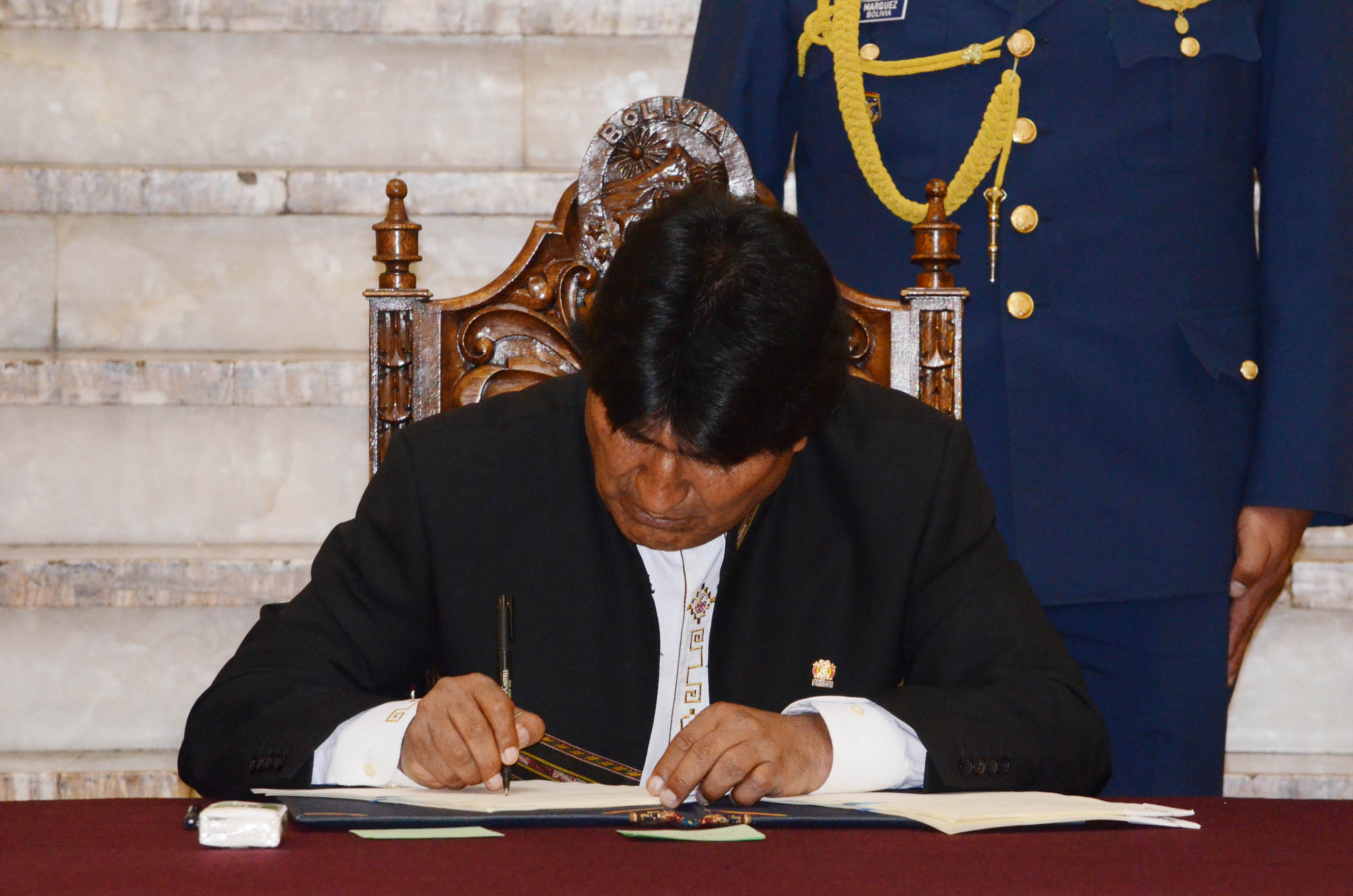 Morales promulga Ley de Deportes que busca conseguir mejores resultados y permita terminar con la corrupción 