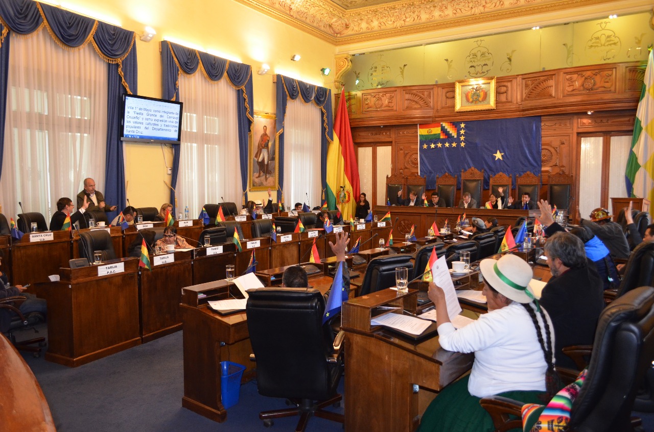 Senado aprueba homenaje a la Federación Provincial de Trabajadores Gremiales del Gran Chaco municipio de Yacuiba - Tarija