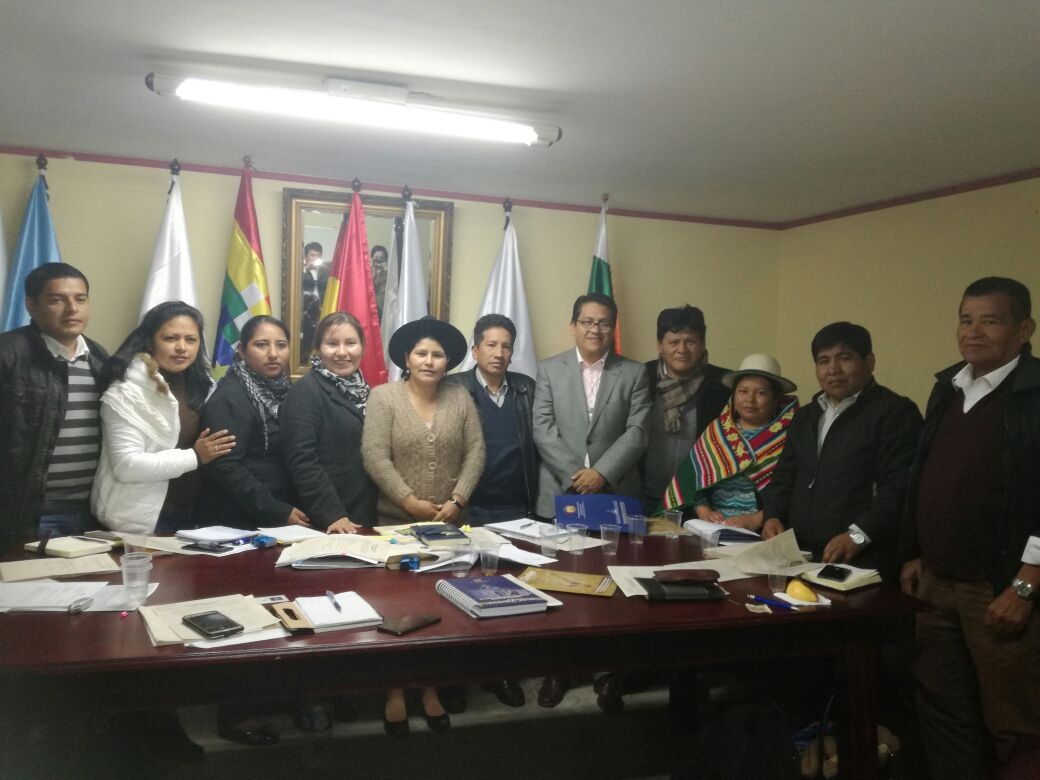 Supraestatales rinden homenaje a Bolivia 