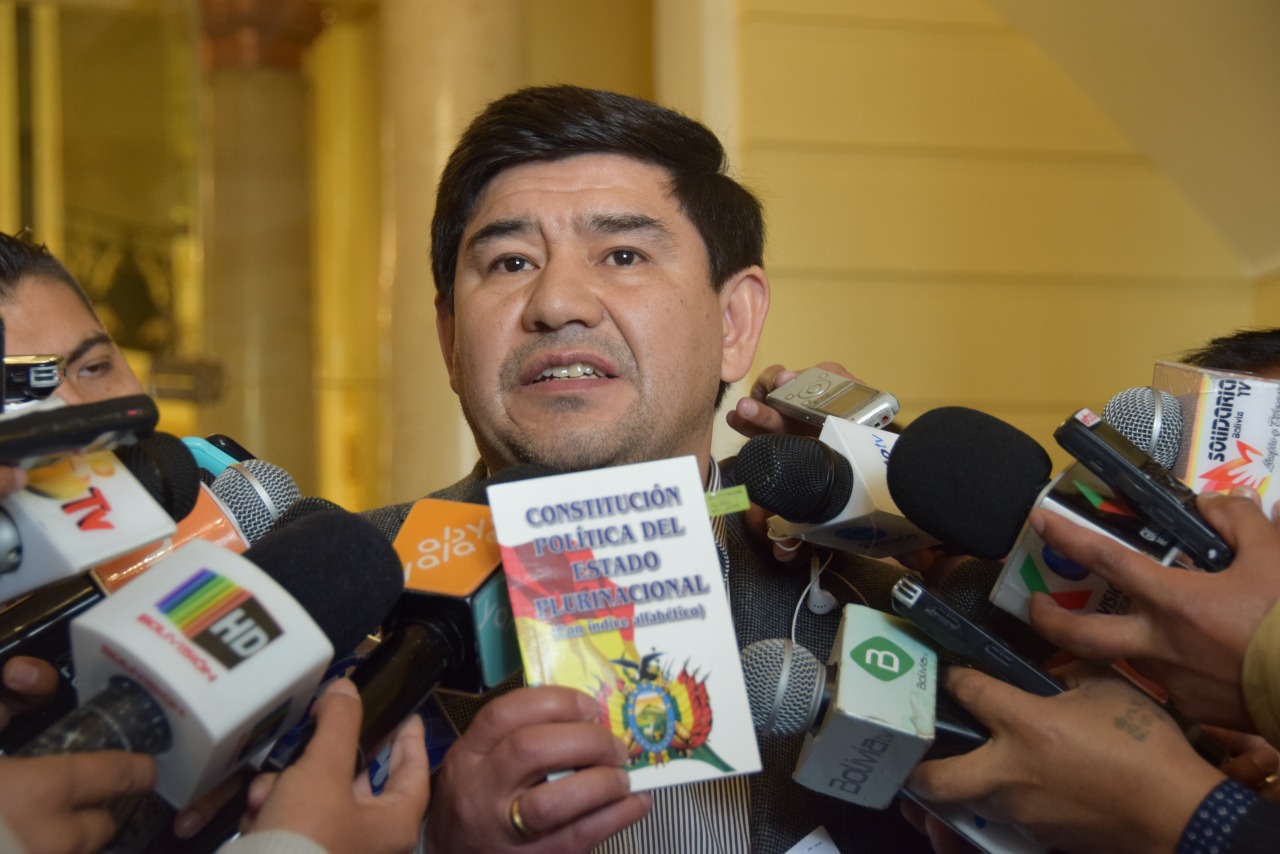 Barón lamenta doble discurso de la oposición que cuestiona coordinación entre órganos del Estado