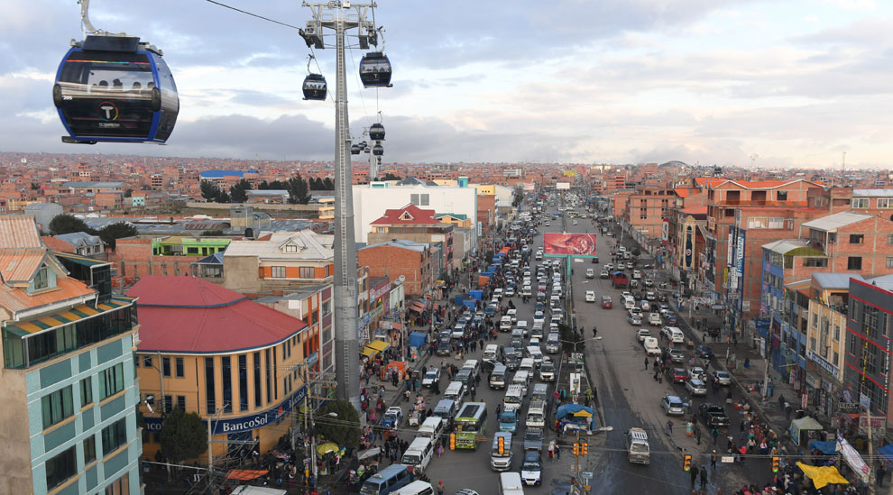 Senado aprueba Declaración Camaral en homenaje a la ciudad de El Alto por su 33 aniversario