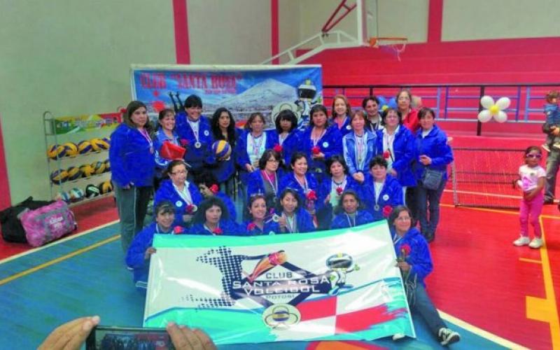 Senado aprueba homenaje al “Club deportivo Santa Rosa” de Potosí