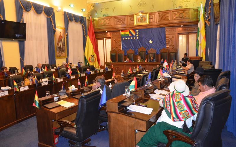 Senado autoriza la ejecución de Viviendas Sociales y la Villa Deportiva de cara a los XI Juegos Suramericanos Cochabamba 2018
