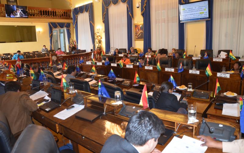 Senado aprueba homenaje a la doctora María Del Carmen Delgadillo Suarez