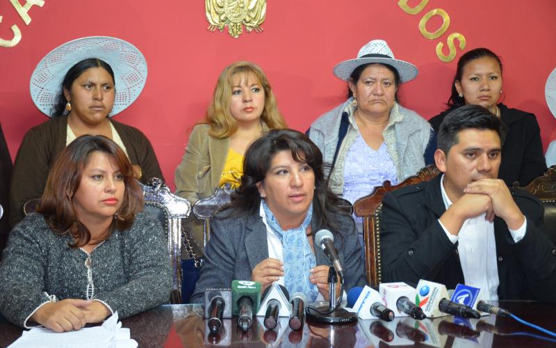 Denuncian pérdida de convenio por Bs 46.000 millones para cambio de alcantarillado en Cochabamba