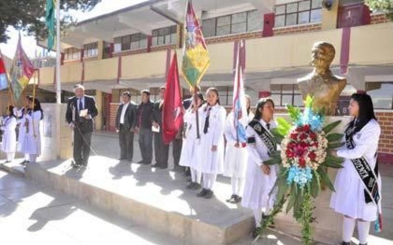 Senado aprueba homenaje a la Unidad Educativa “Pantaleón Dalence 1” en su 94 aniversario de fundación