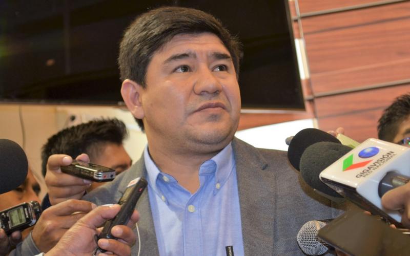 Senador Barón considera que la oposición pierde su tiempo al plantear chicanas jurídicas contra repostulación